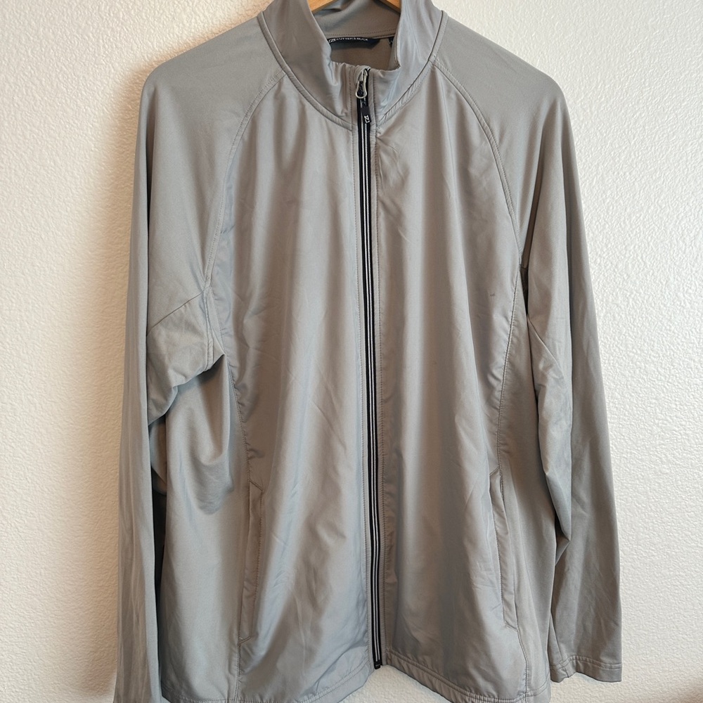 Men's Gray Cutter and Buck Jacket